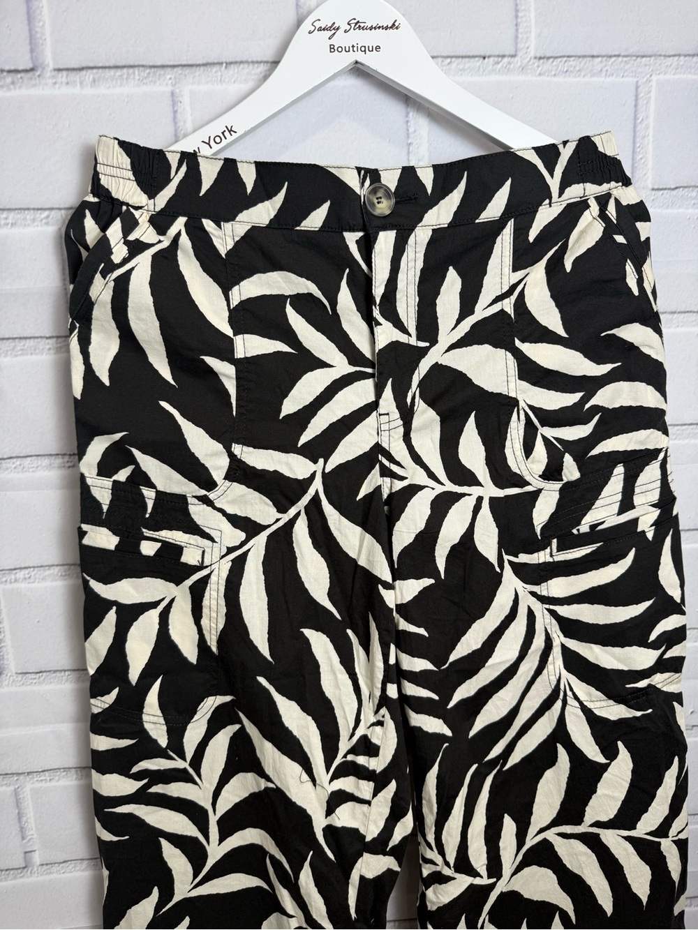 Democracy Black White Tropical Leaf Wide Leg Crop cotton Cottagecore Pants/10 - Picture 3 of 12